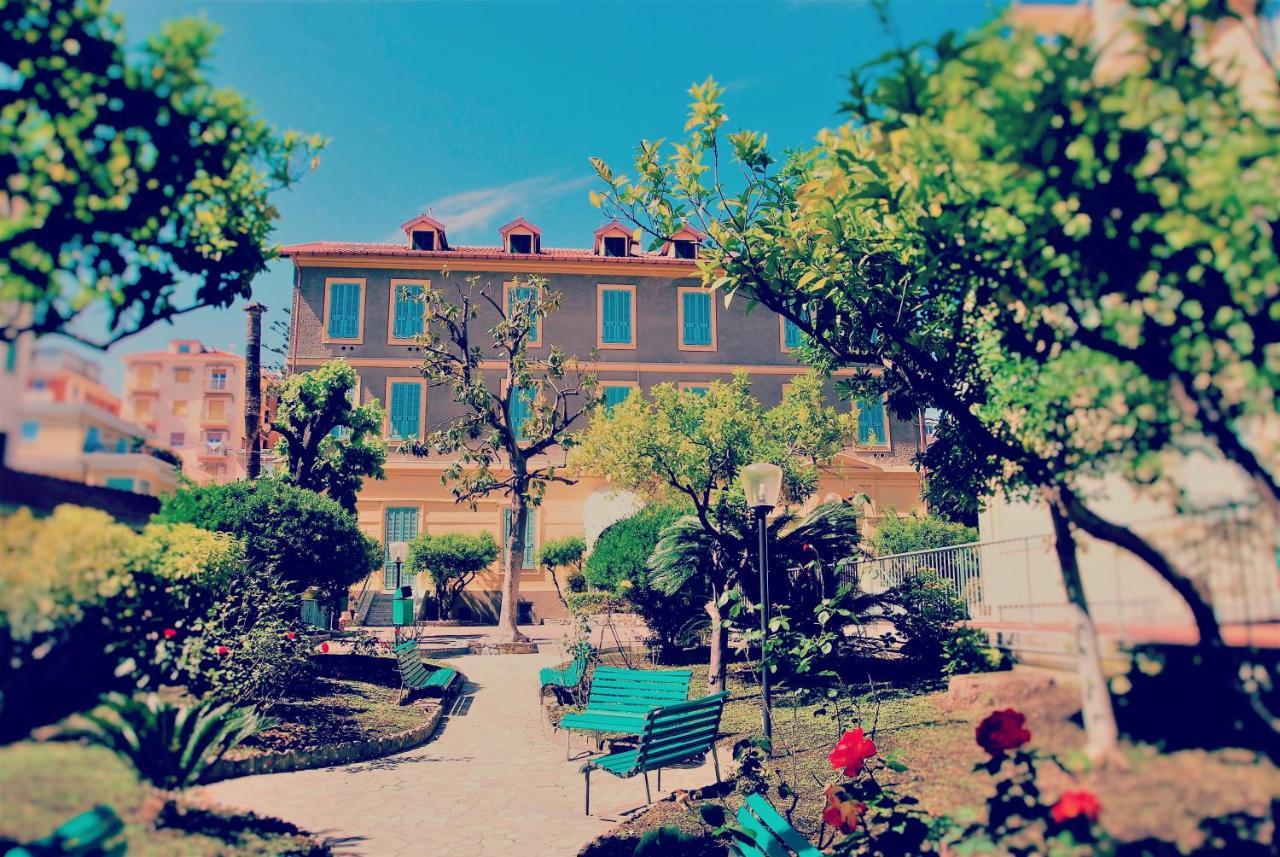 Hotel Villa Sophia ซานเรโม ภายนอก รูปภาพ