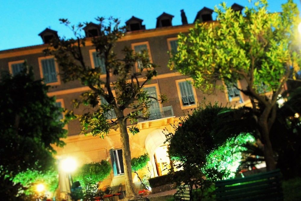 Hotel Villa Sophia ซานเรโม ภายนอก รูปภาพ